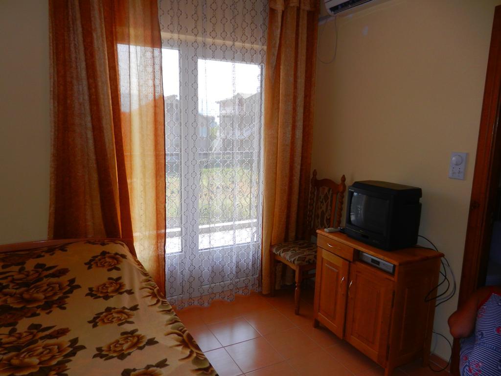 Guest House Villa Leonardo Herceg Novi Exterior foto